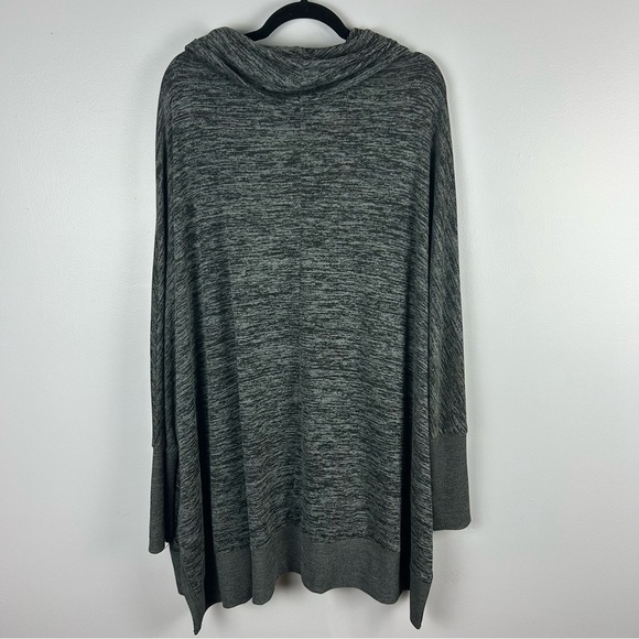 Melissa McCarthy Seven7 Long Sleeve Gray Tunic with Front Pockets Size 3X - Picture 11 of 13